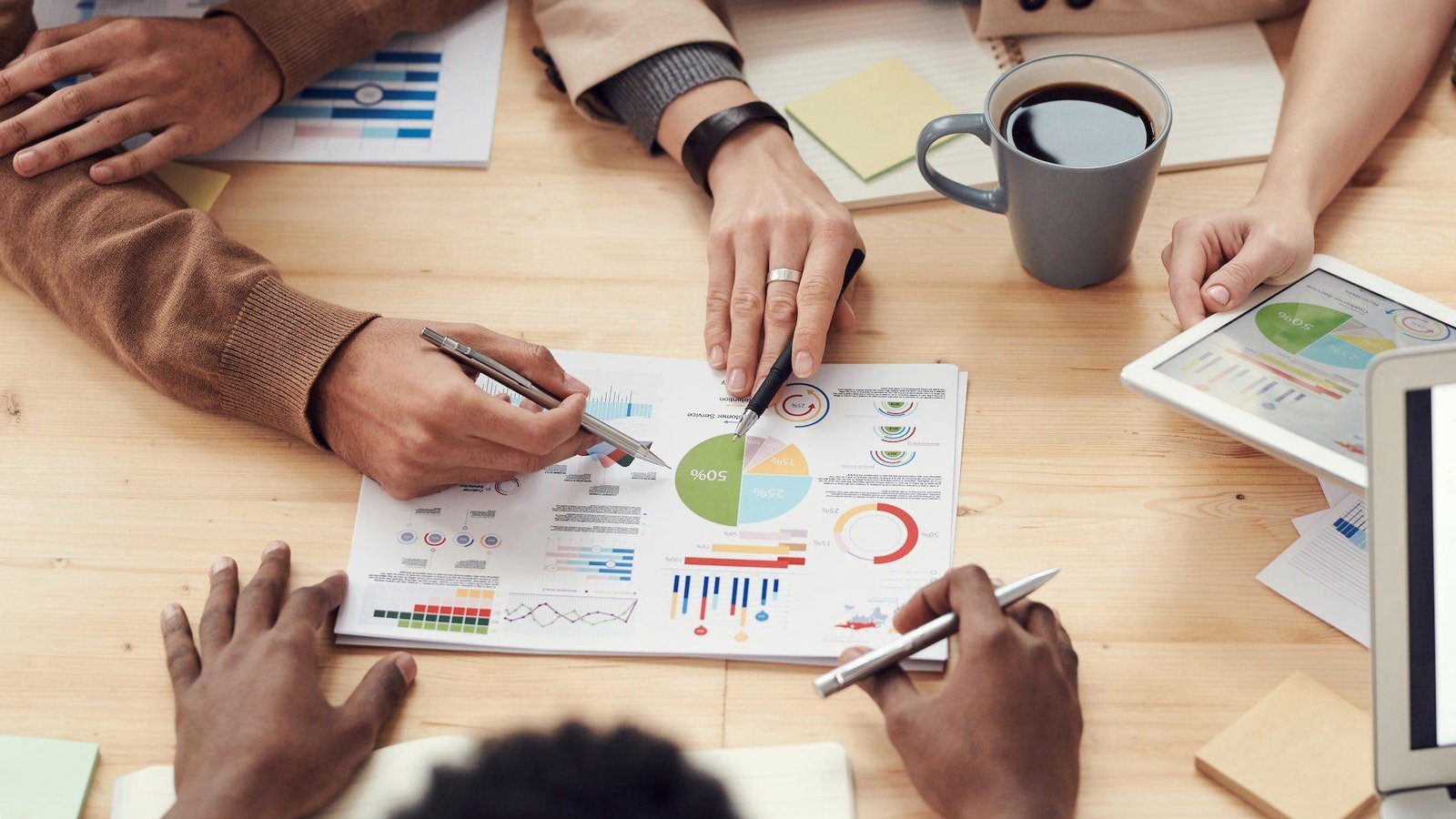 What Makes a Top eCommerce Platform Stand Out in 2025?
